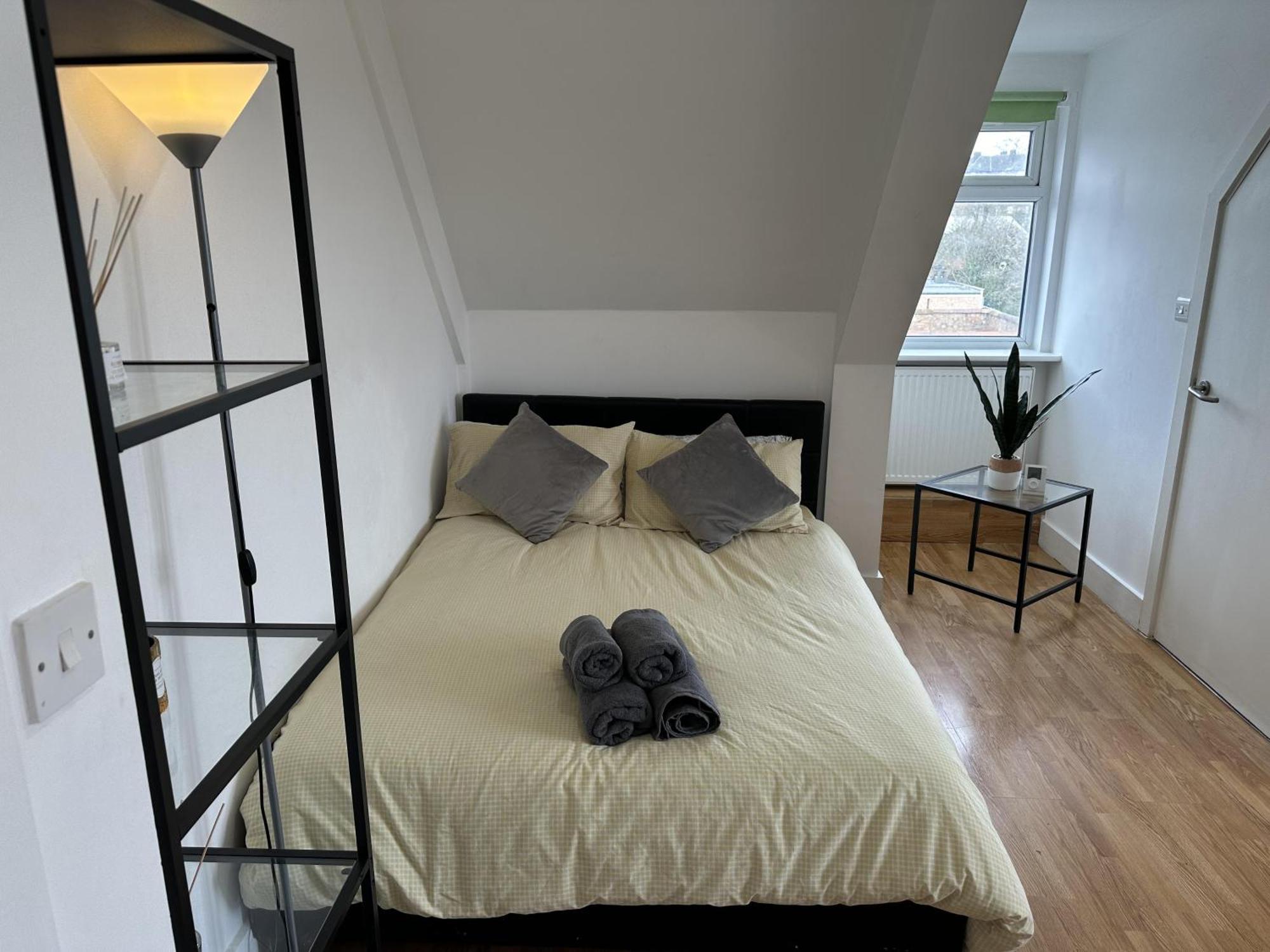 Apartment Oak Wembley Stadium Serviced By Edens